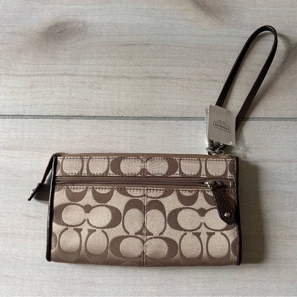 NWT 100% Authentic Coach Ashley Signature Satin Zippy Clutch Wallet - Picture 5 of 6